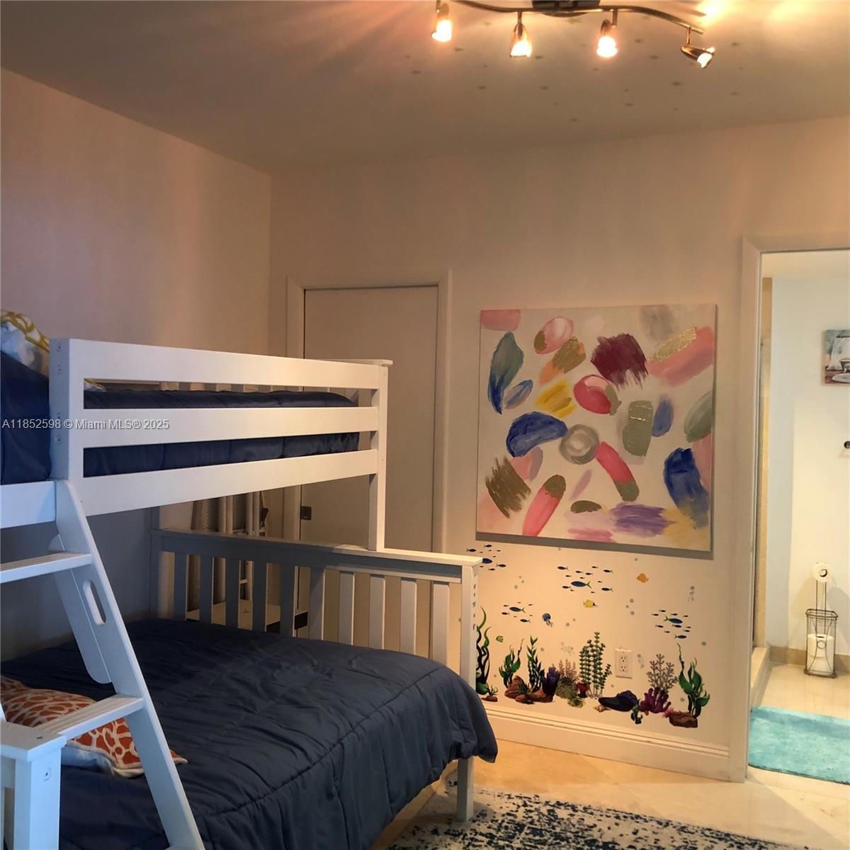 Property photo # 4