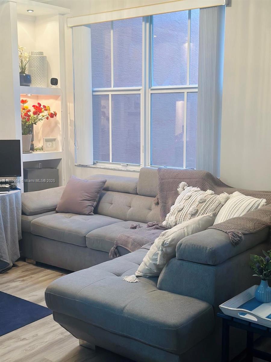 Property photo # 6