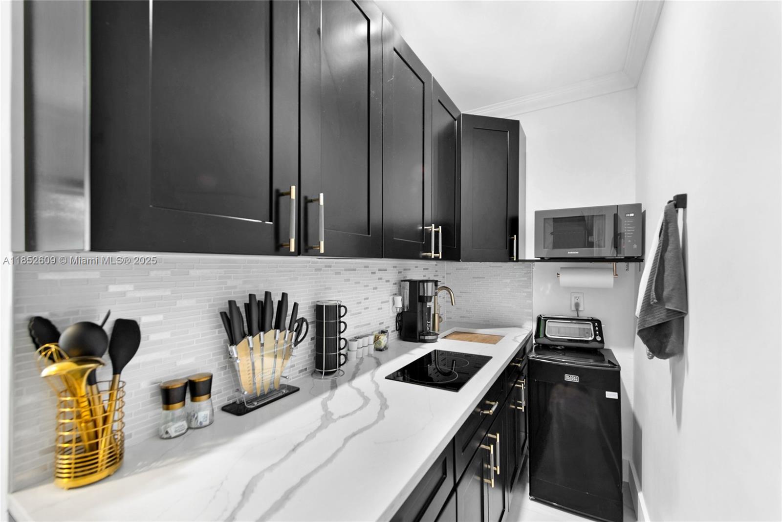 Property photo # 9
