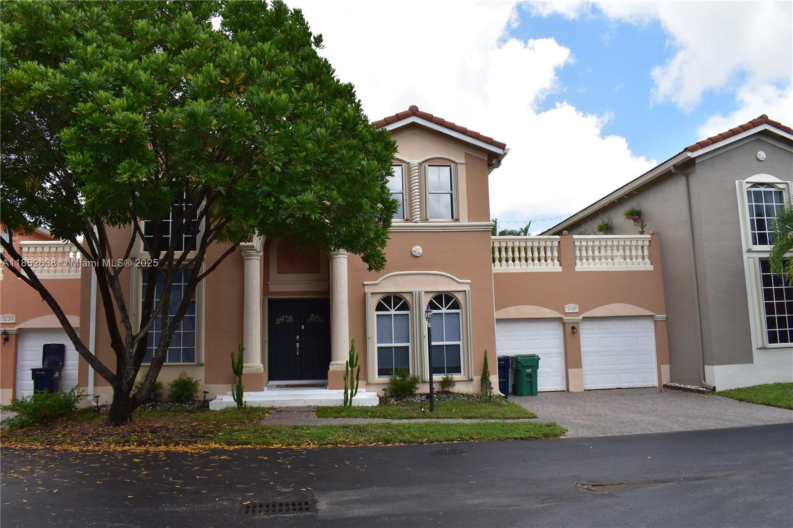 5189 108th Path, Doral, Florida 33178