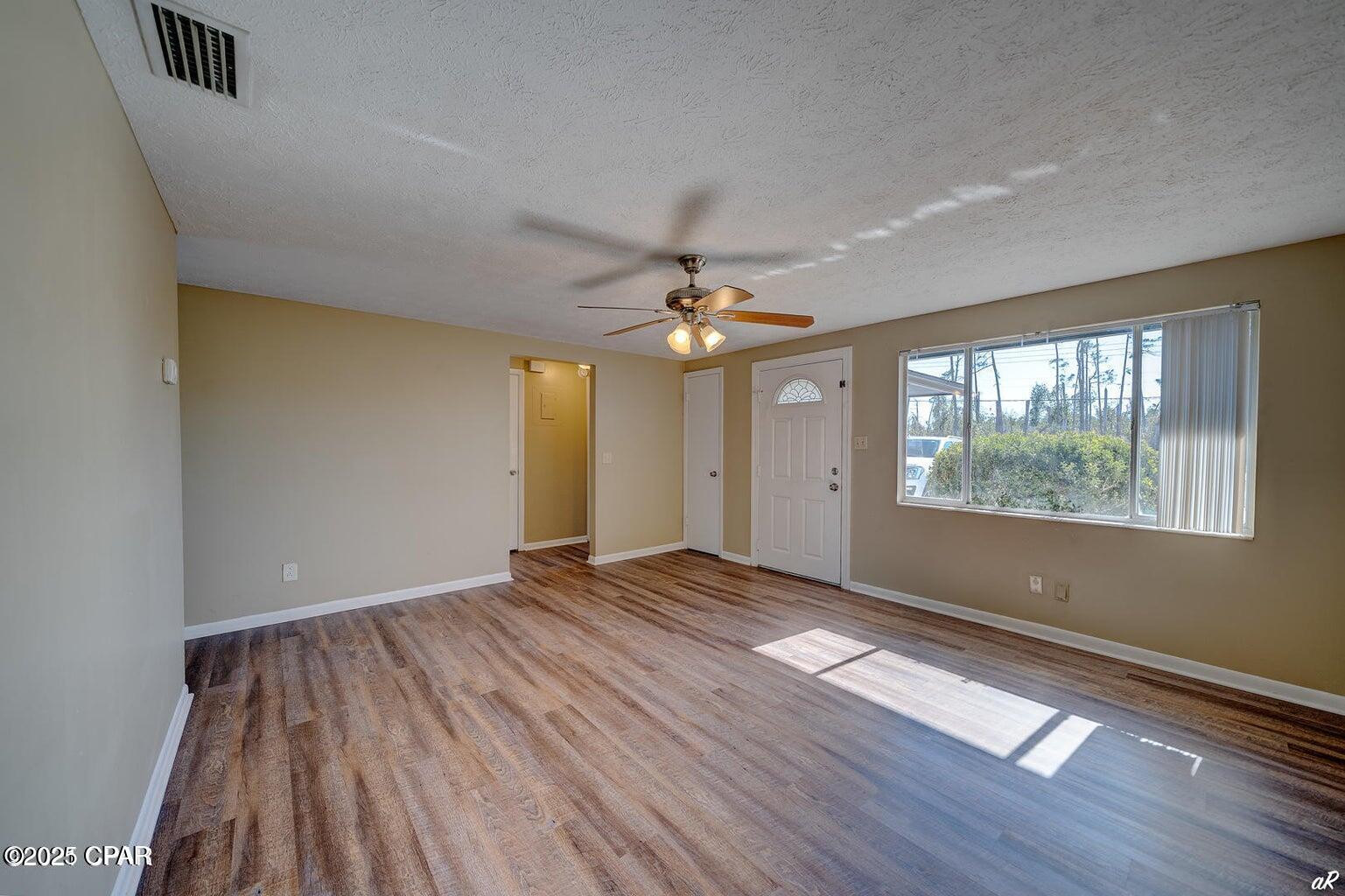 Image 3 For 706 26th Street