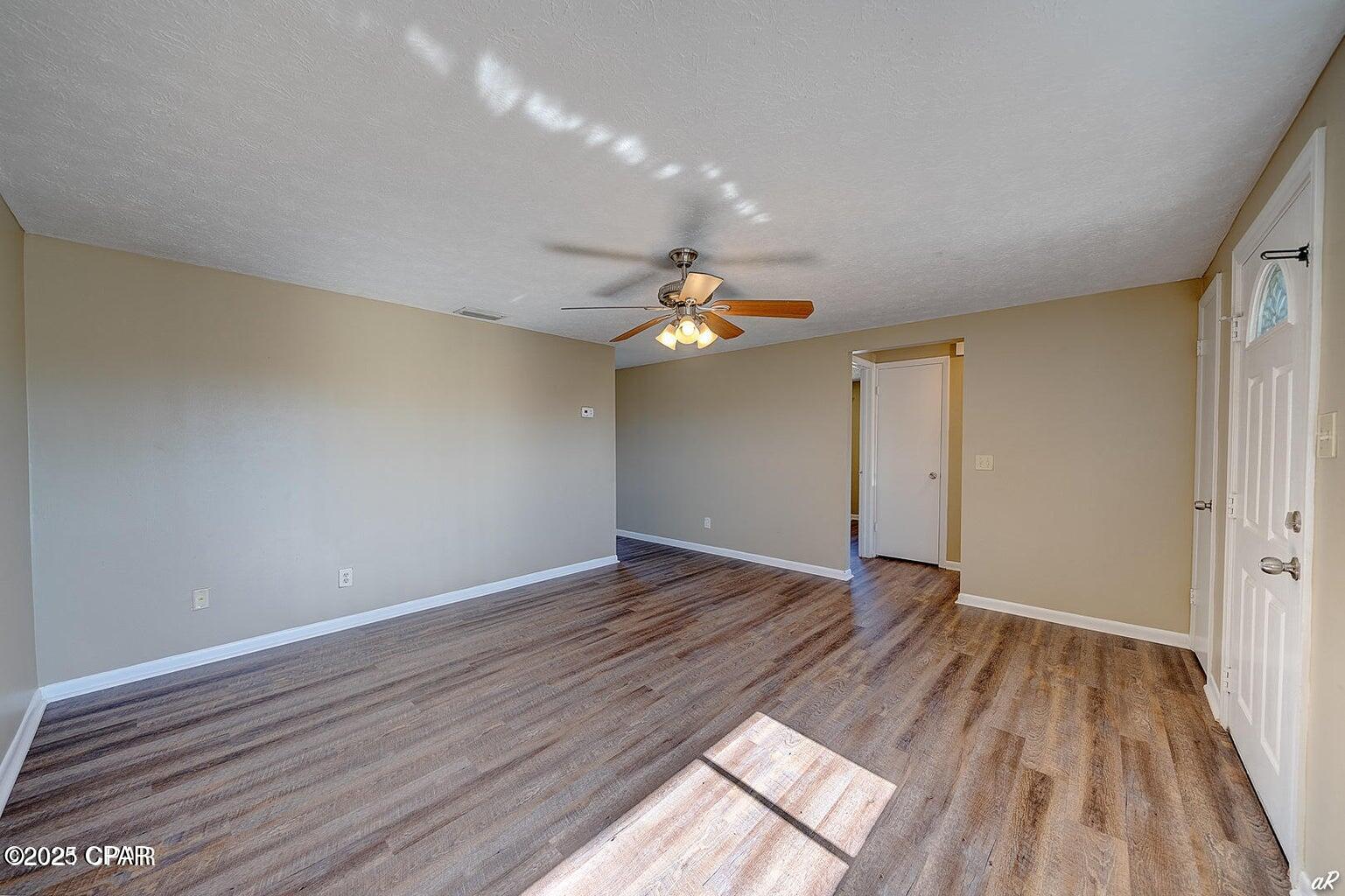 Image 4 For 706 26th Street