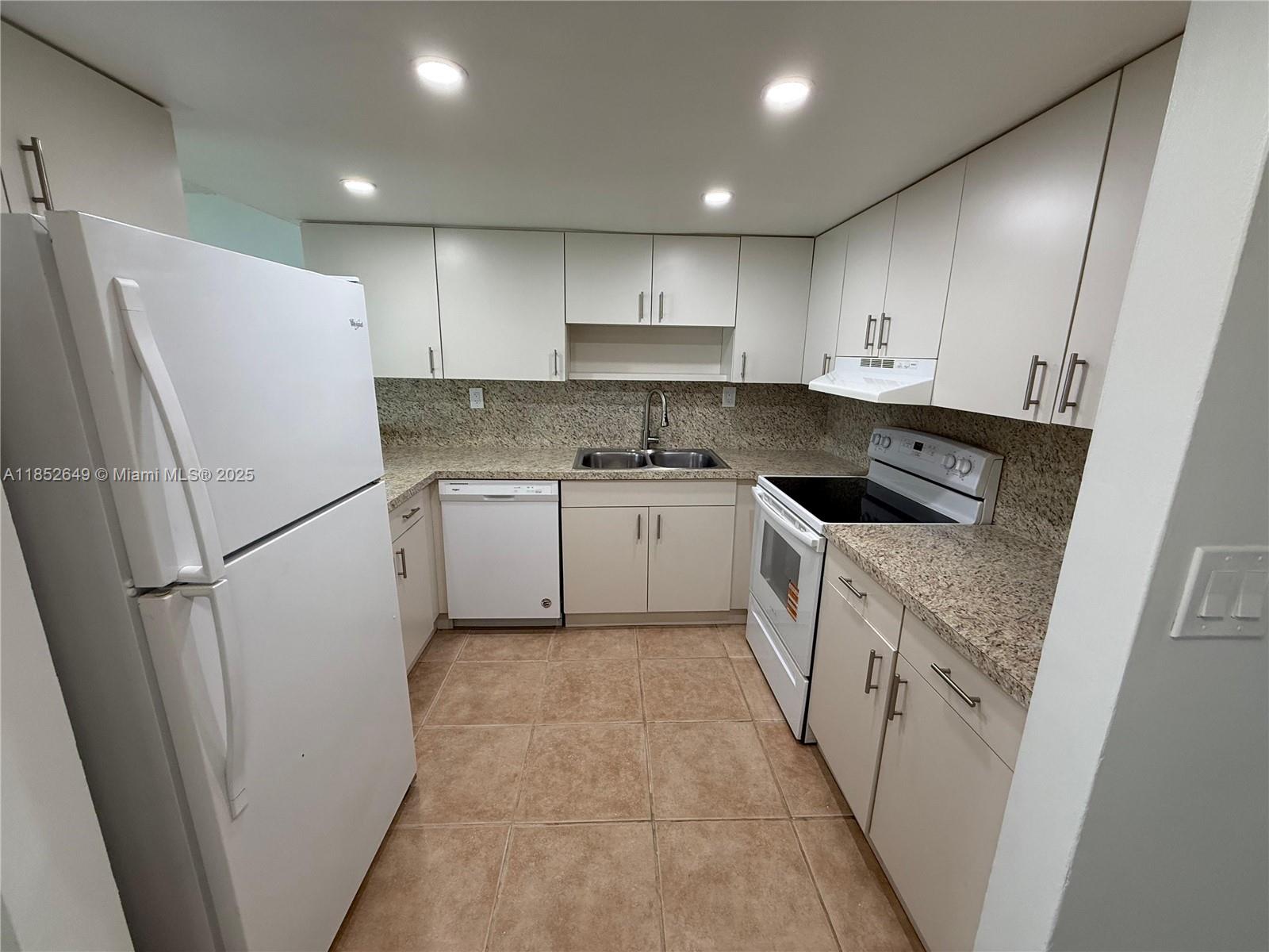 Property photo # 9