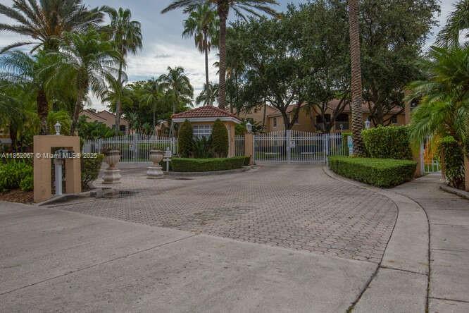 Property photo # 0