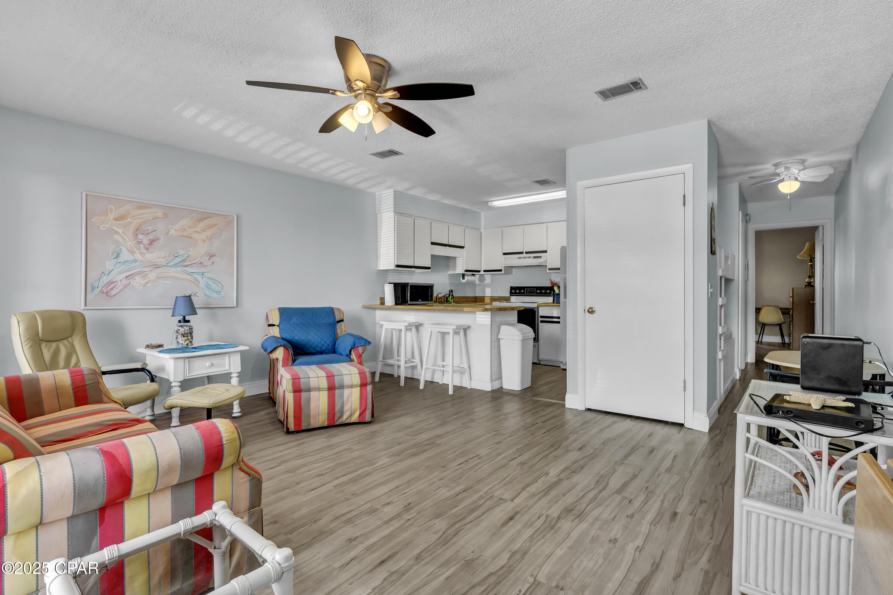 Image 5 For 506 El Centro Boulevard 506b