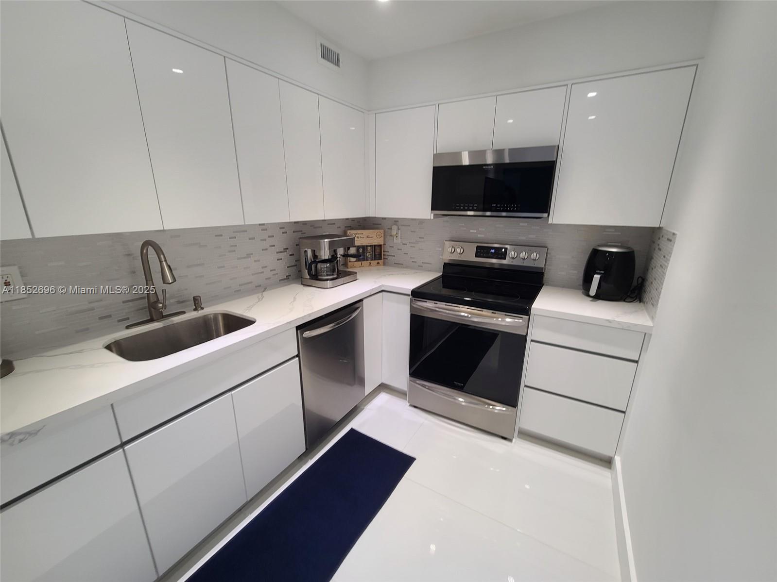 Property photo # 7