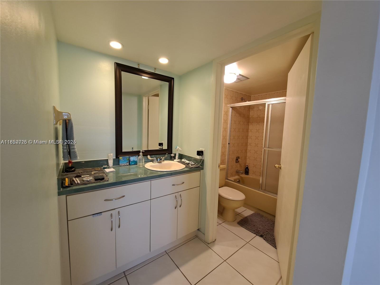 Property photo # 9