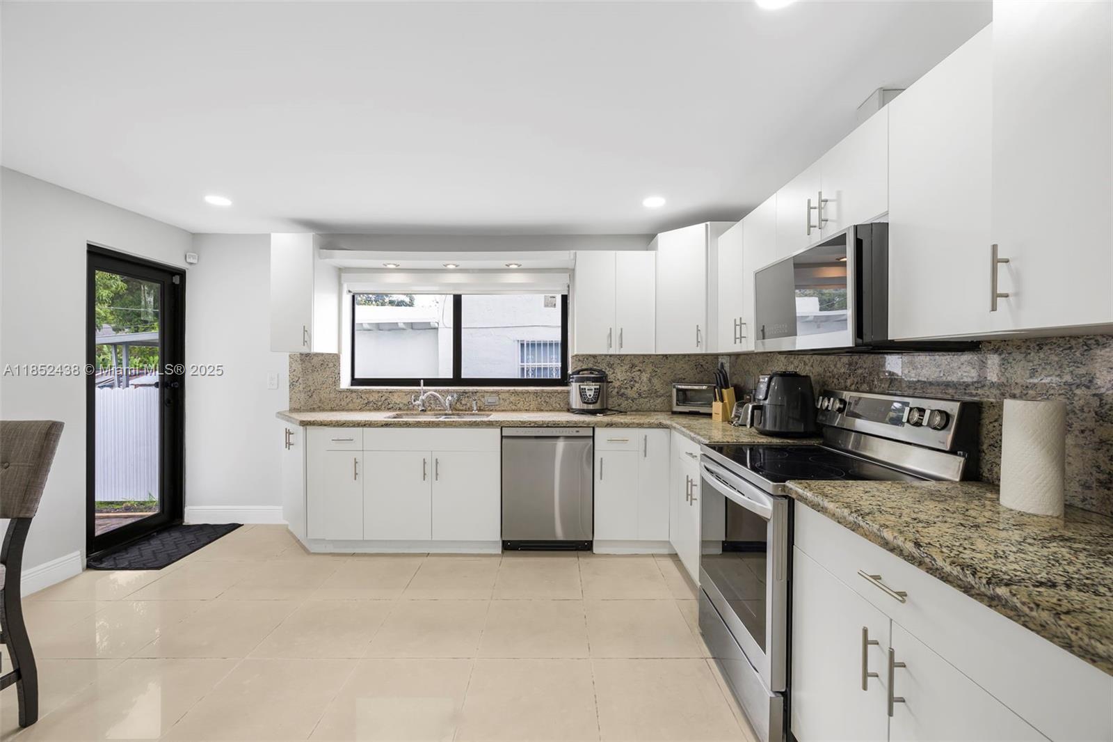 Property photo # 3