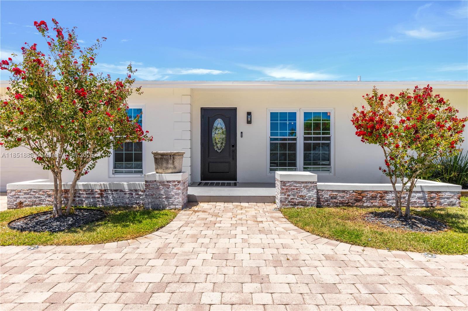 Property photo # 0