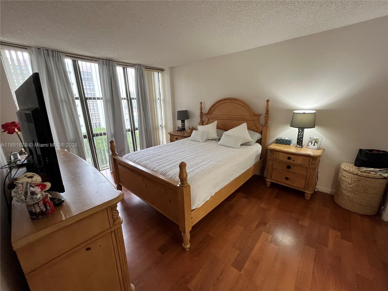 Property photo # 4