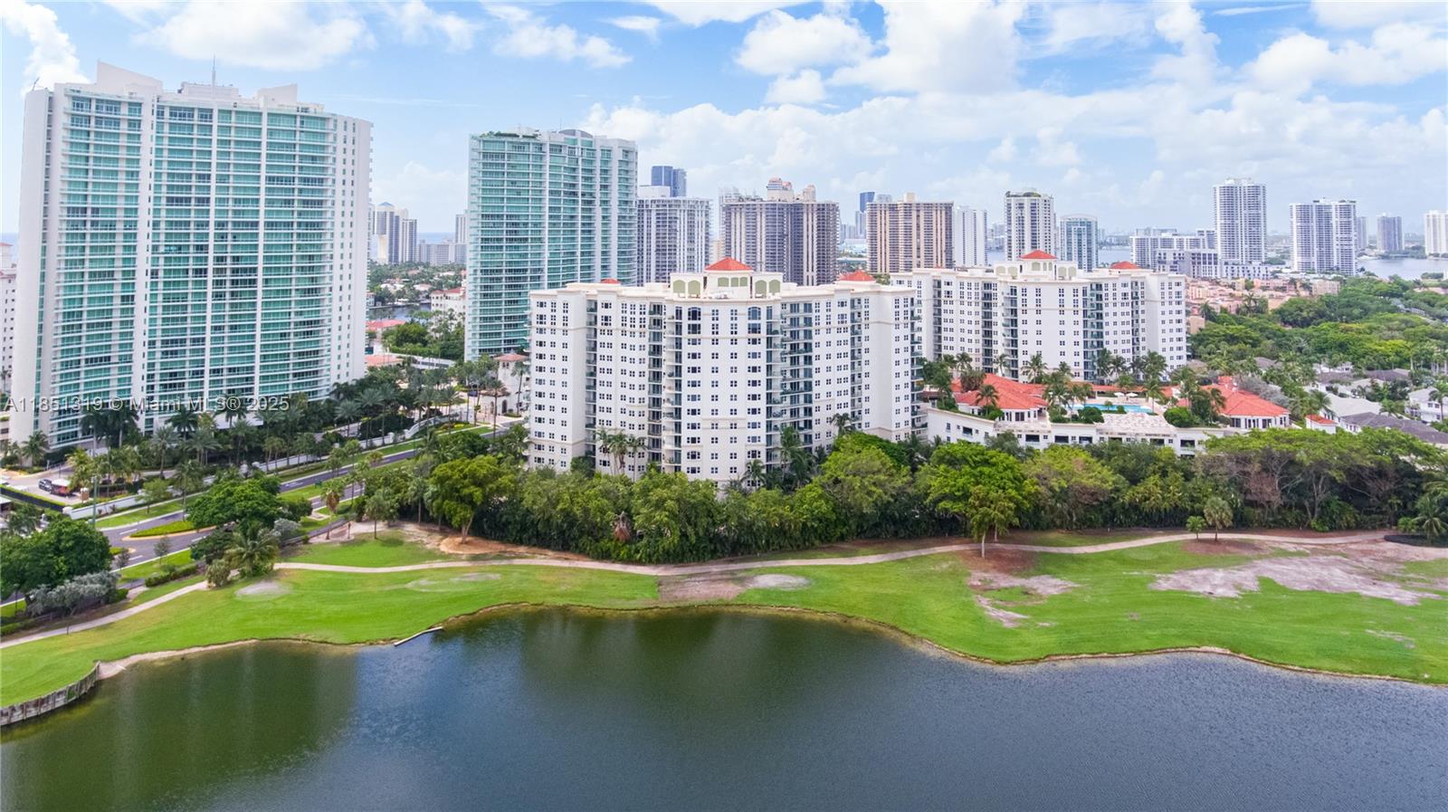 20000 Country Club Dr Unit 1114, Aventura, Florida 33180