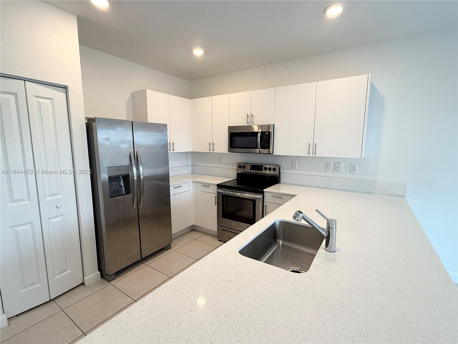 Property photo # 8