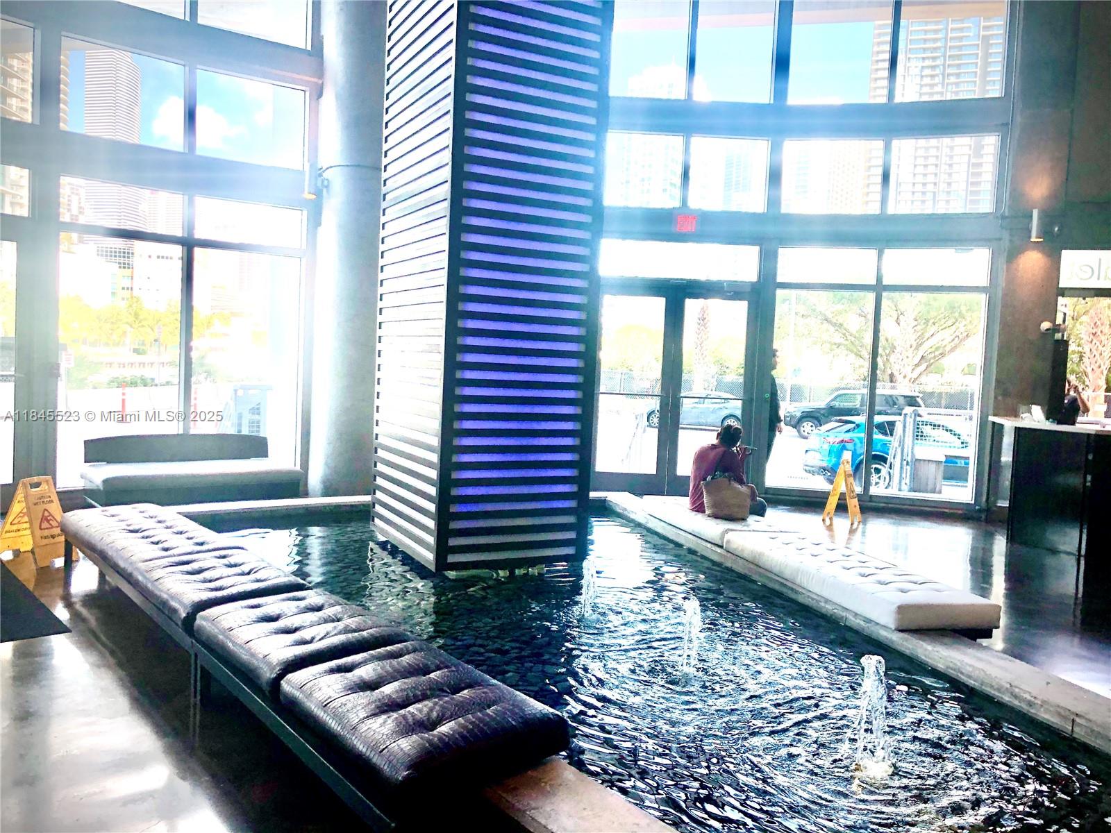 690 SW 1 CT #1127, Miami FL 33130