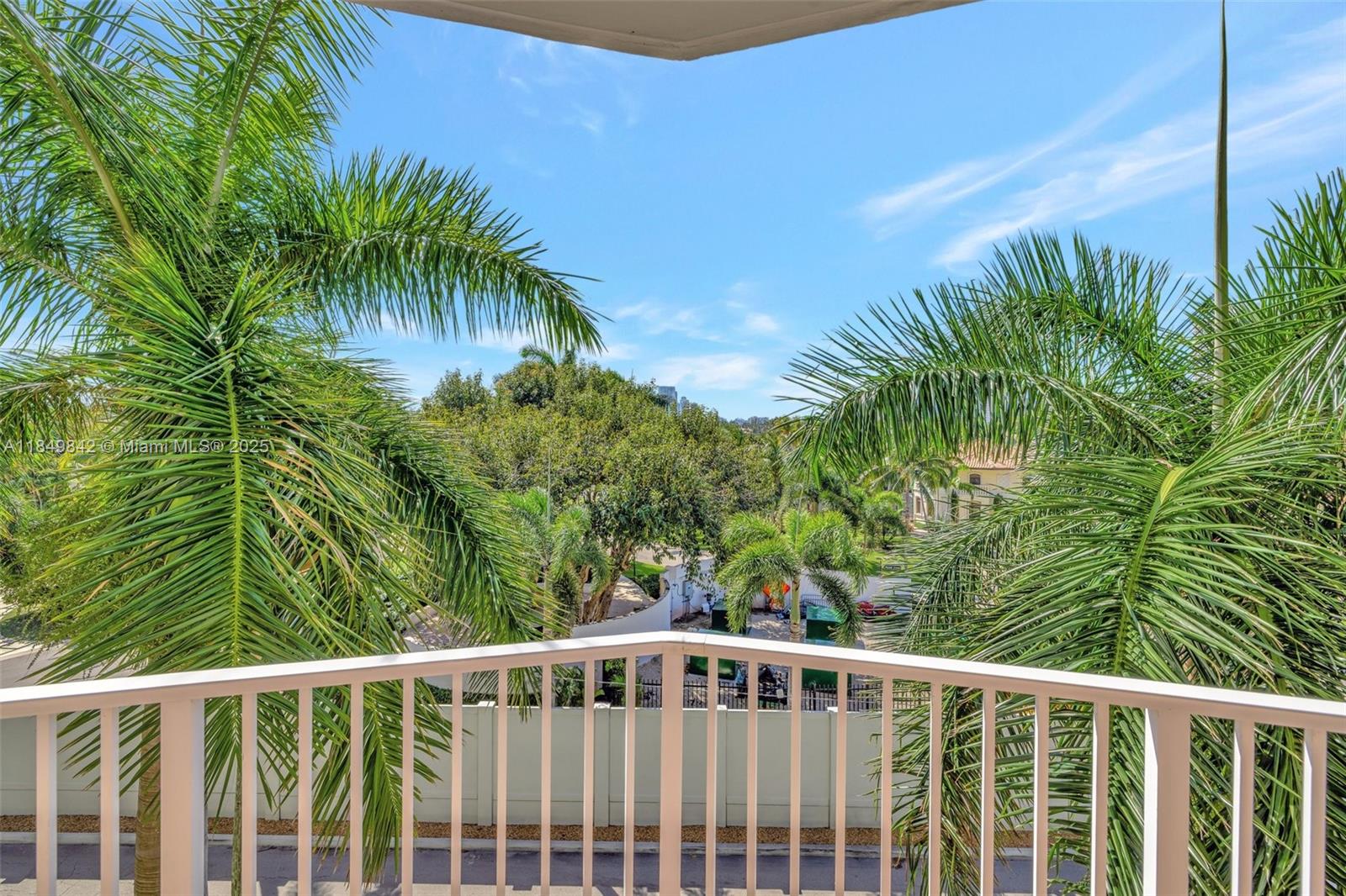Property photo # 4