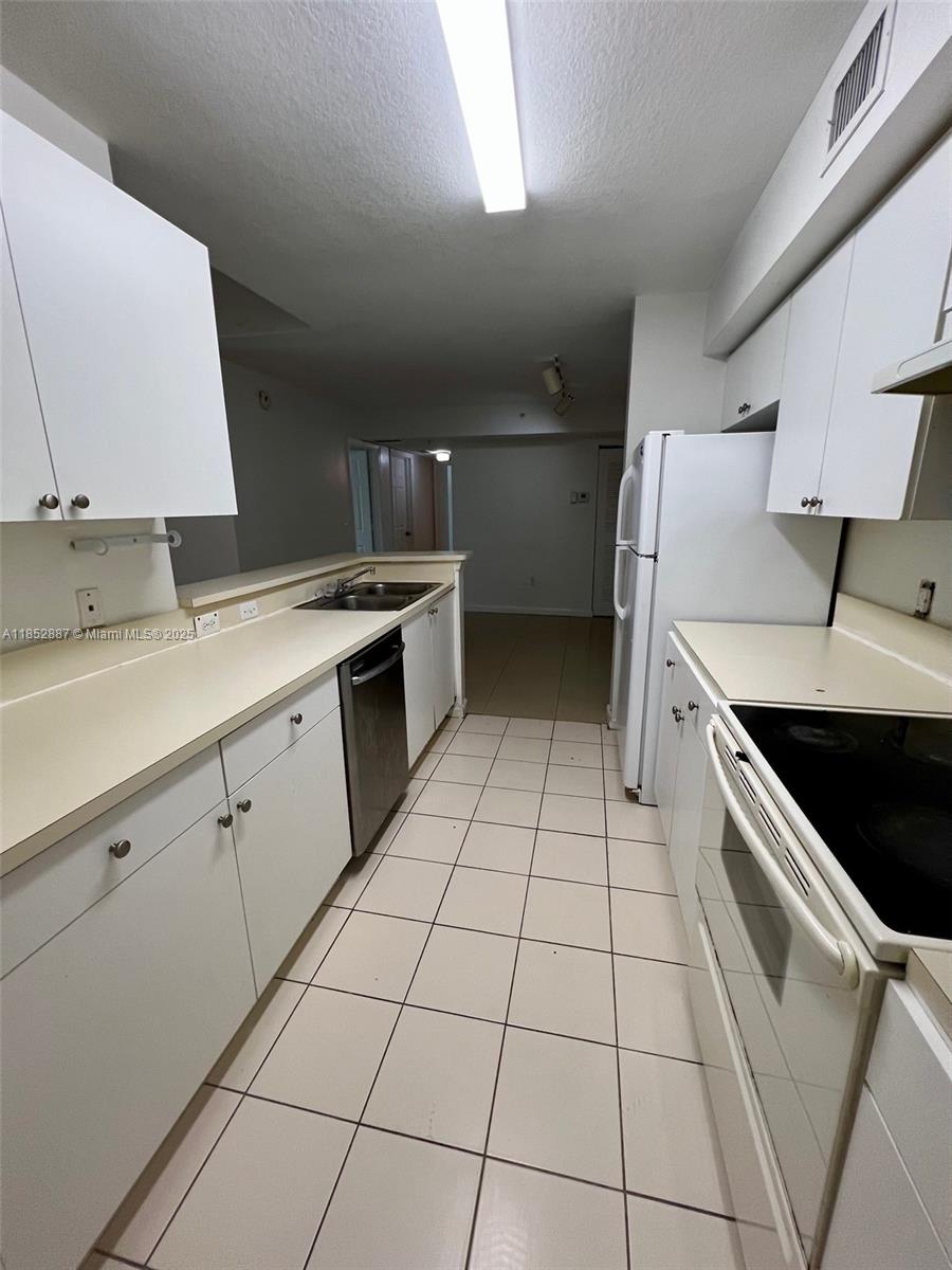 15400 SW 284th St 1311