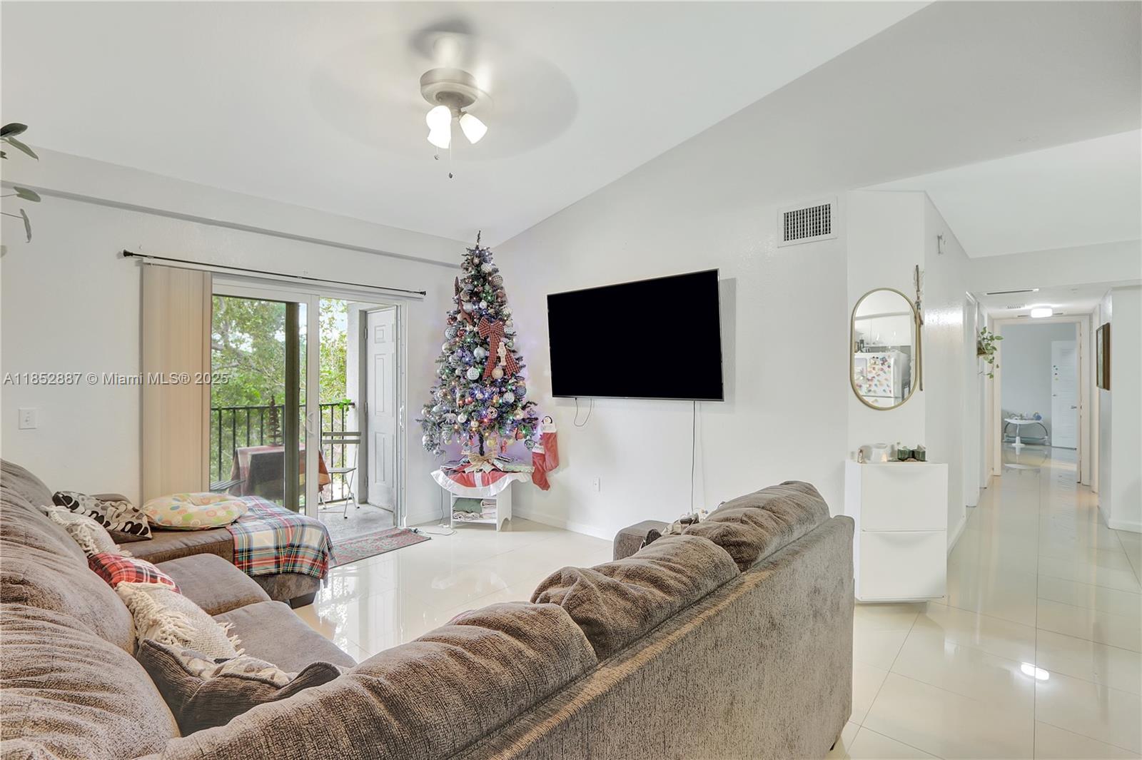 15400 SW 284th St 1311