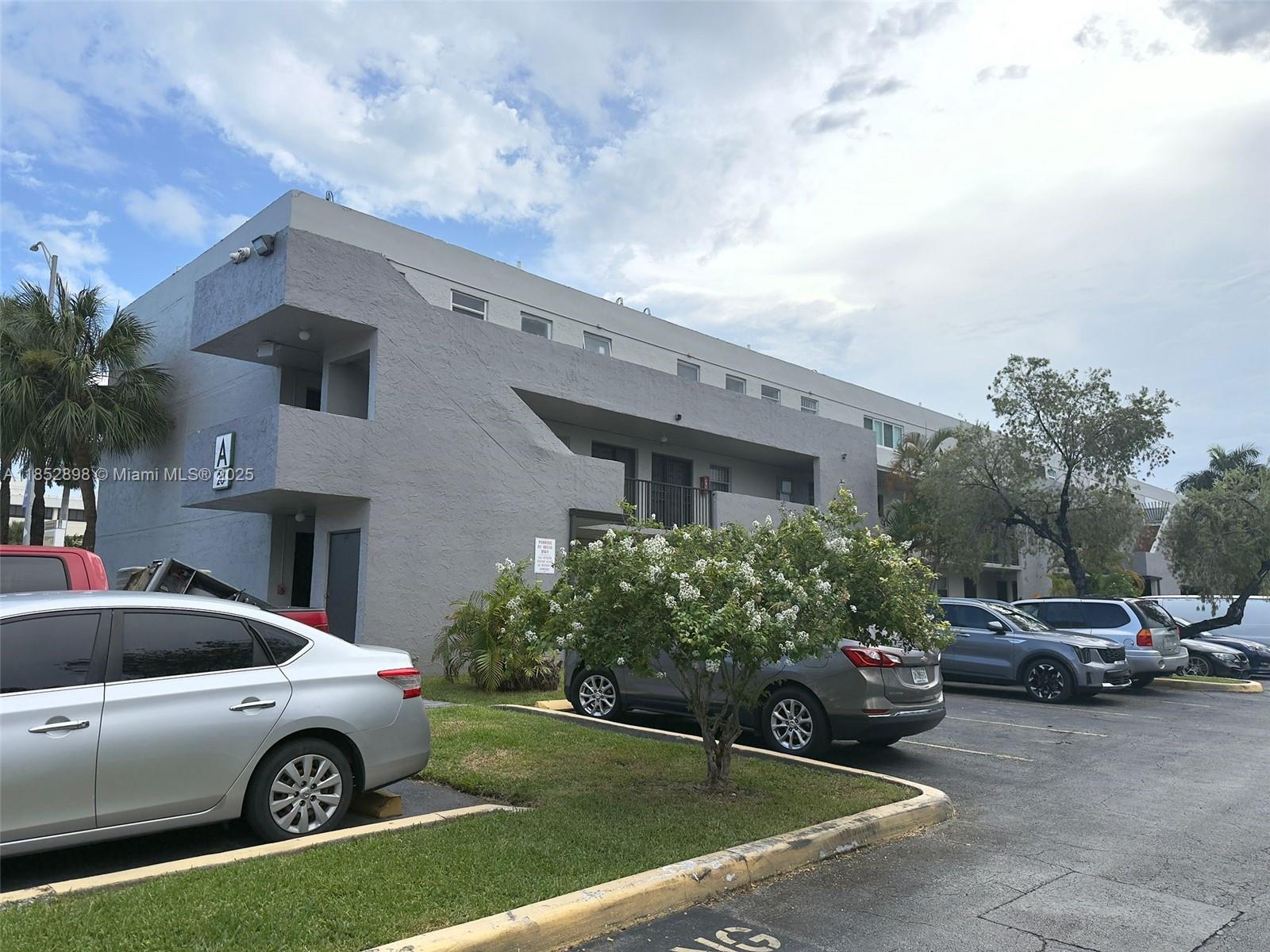 Property photo # 0