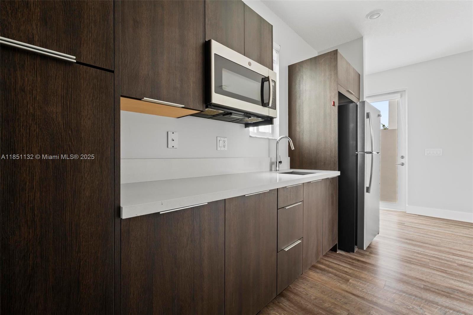 Property photo # 0