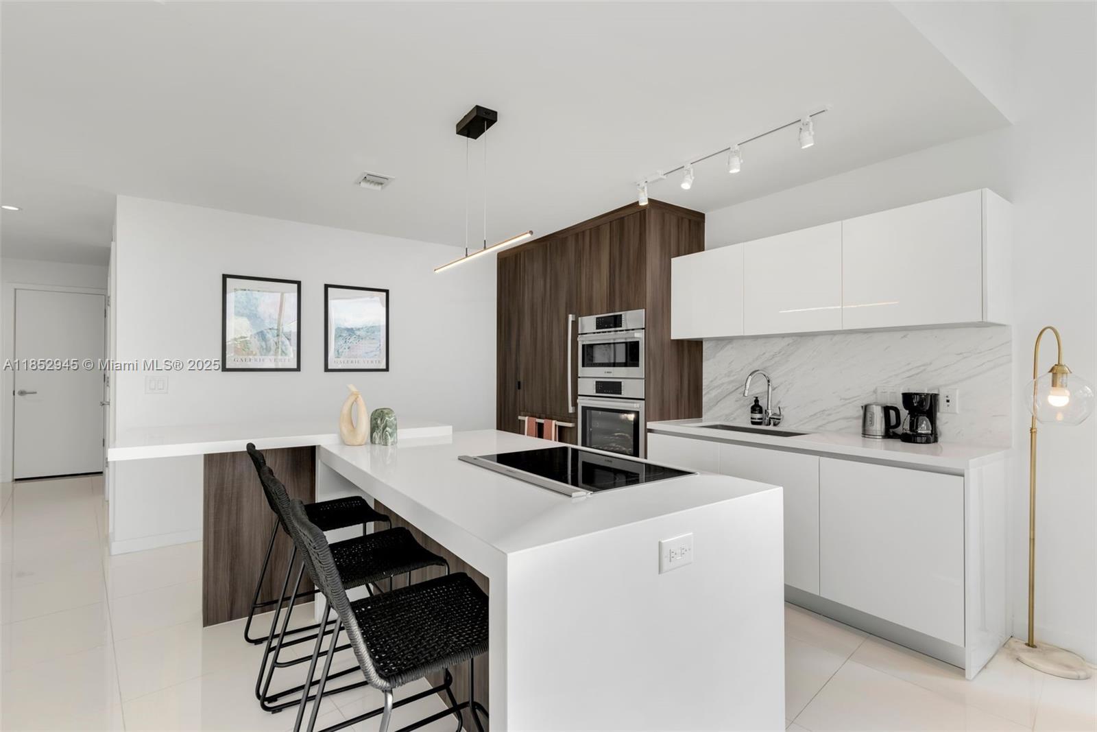 Property photo # 2