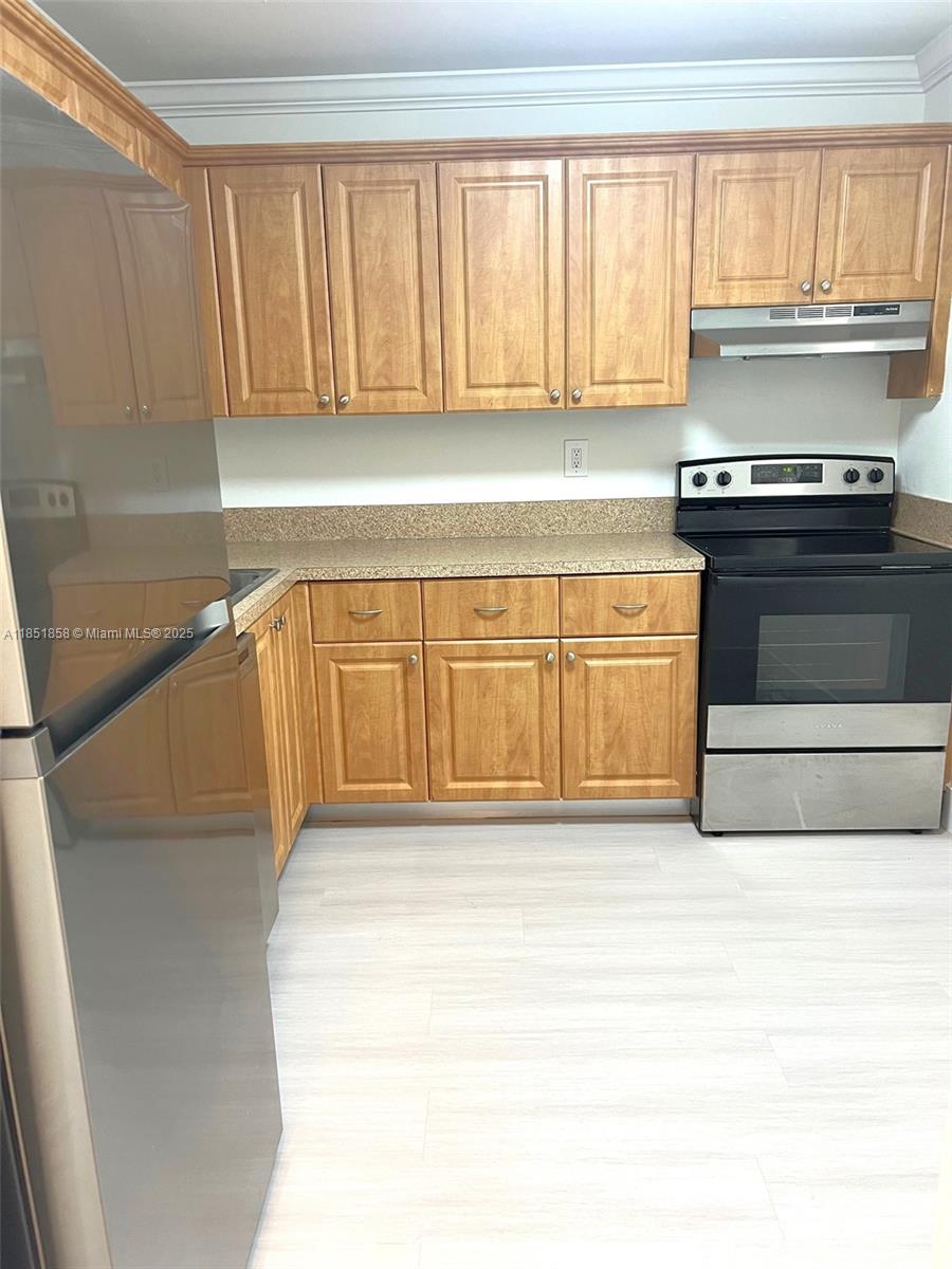 Property photo # 6