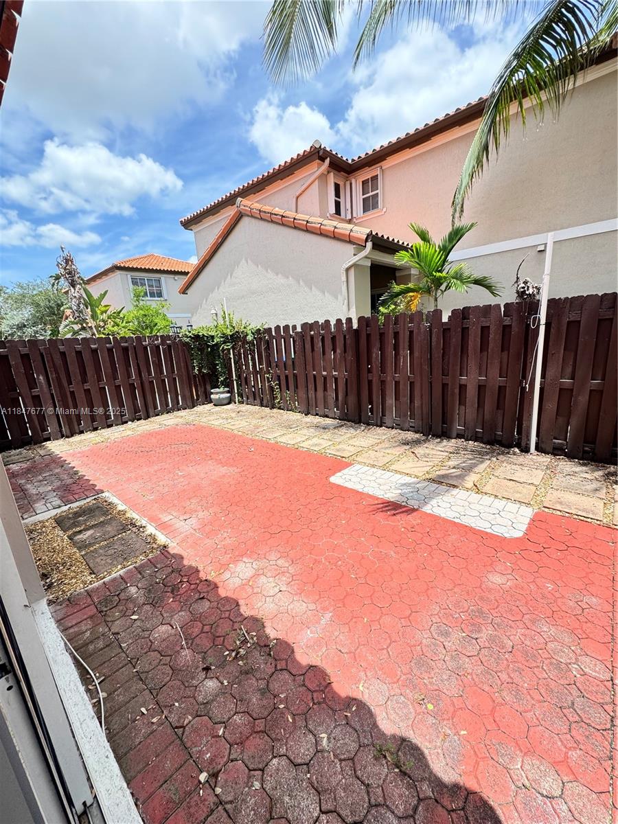Property photo # 0