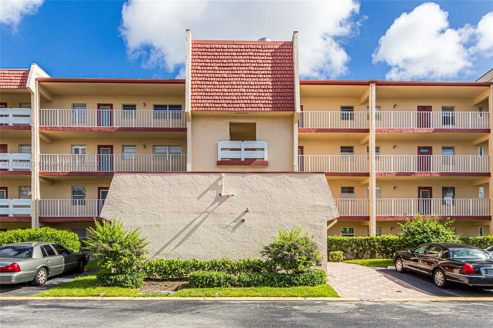 Property photo # 0