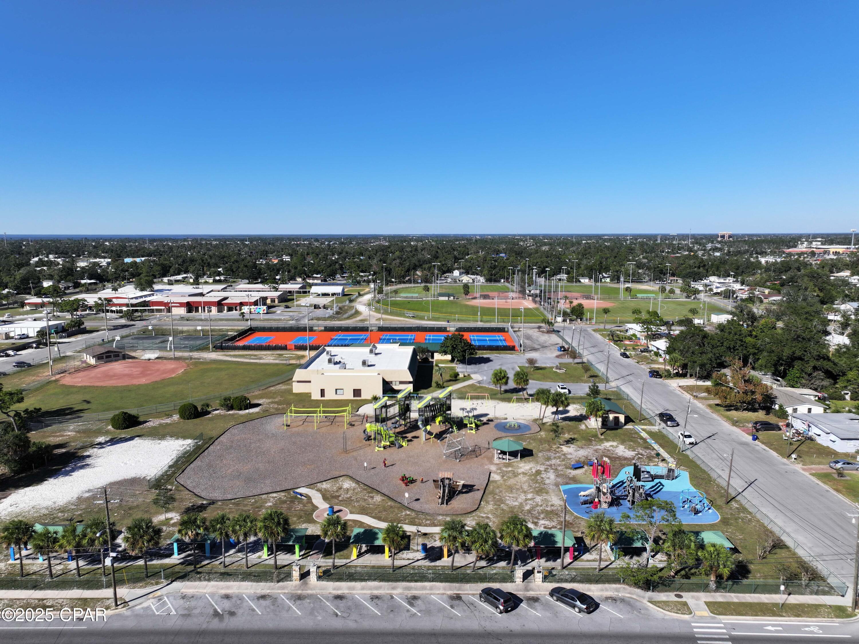 Image 41 For 2527 9th Street