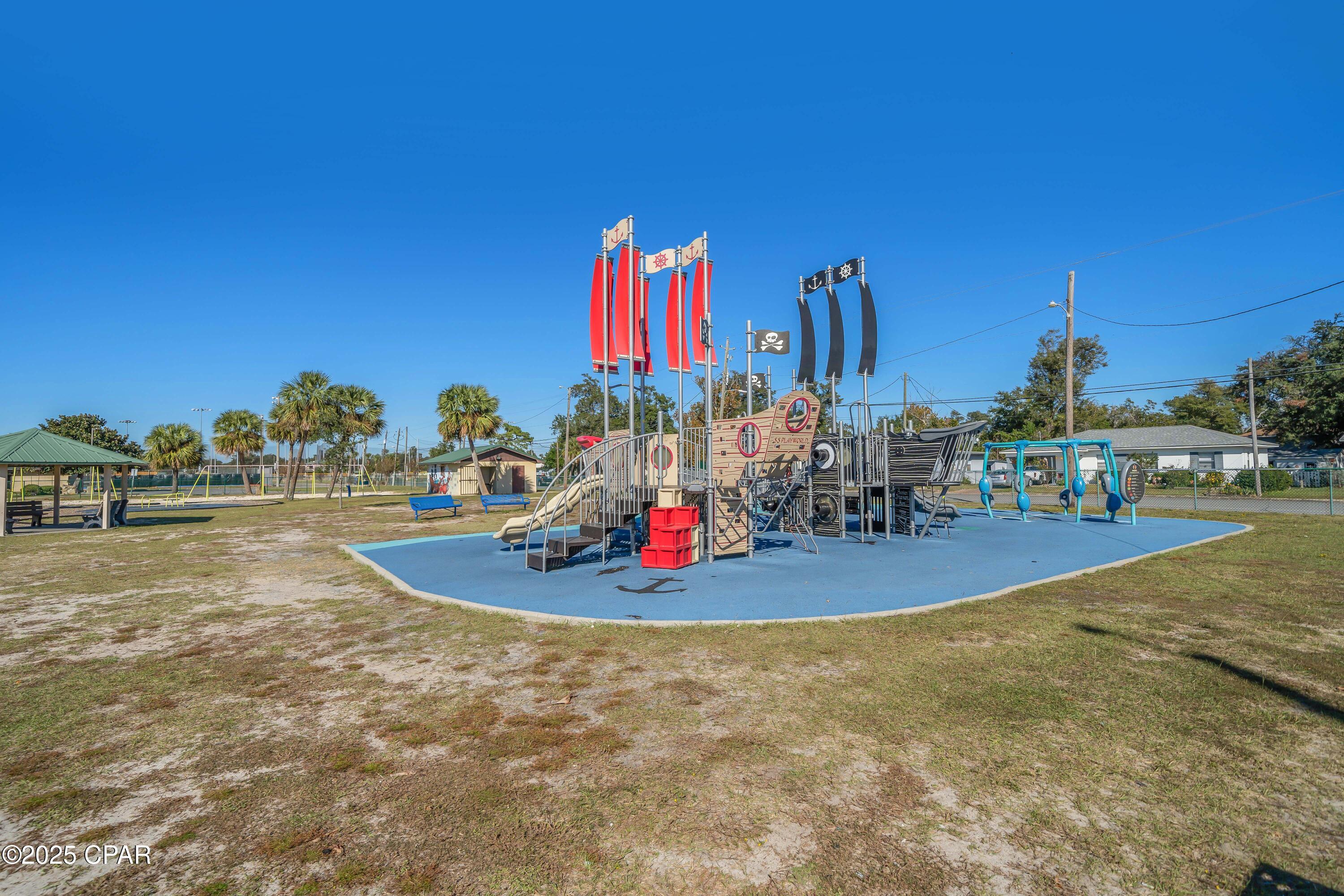 Image 42 For 2527 9th Street