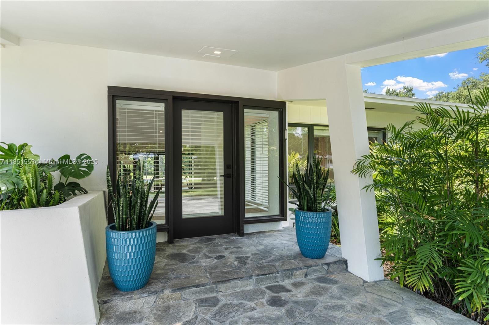 Property photo # 0