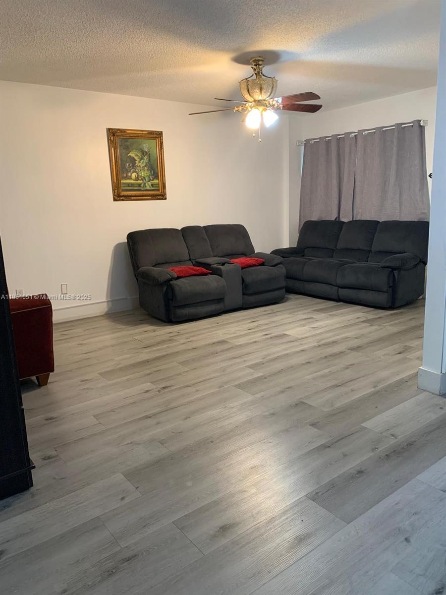 Property photo # 4