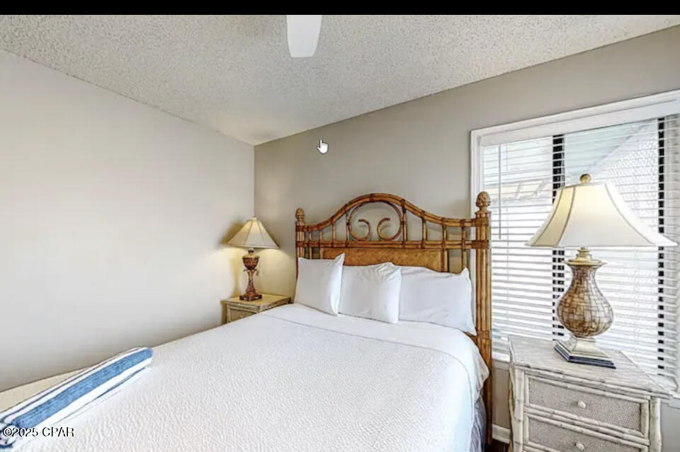 Image 10 For 6024 Beach Drive A