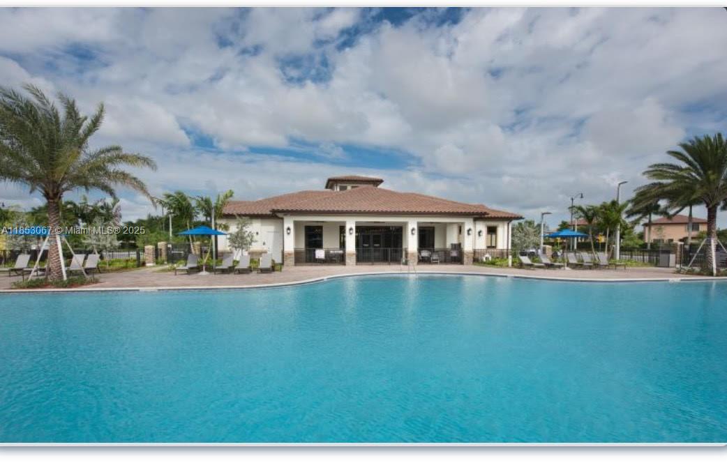 Property photo # 6