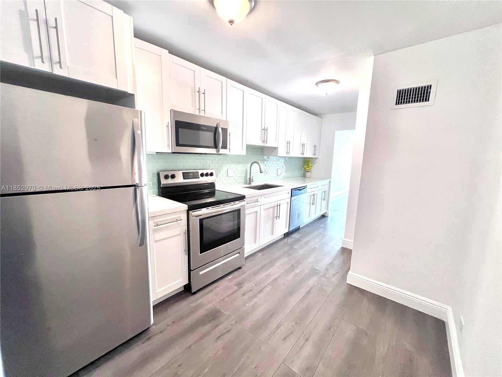 3660 166th St Unit 409, North Miami Beach, Florida 33160