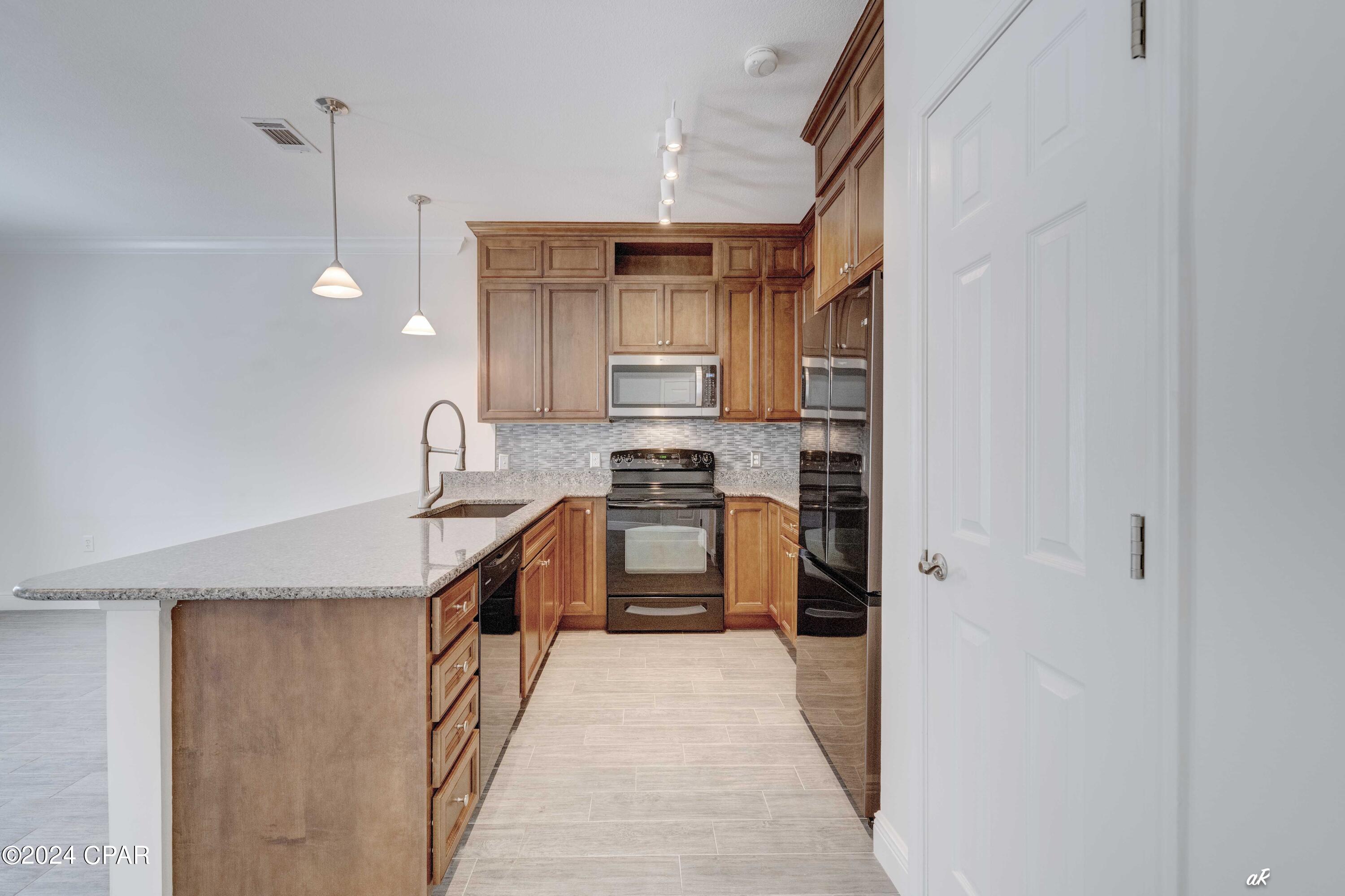 Image 6 For 7211 Quail Hollow Drive