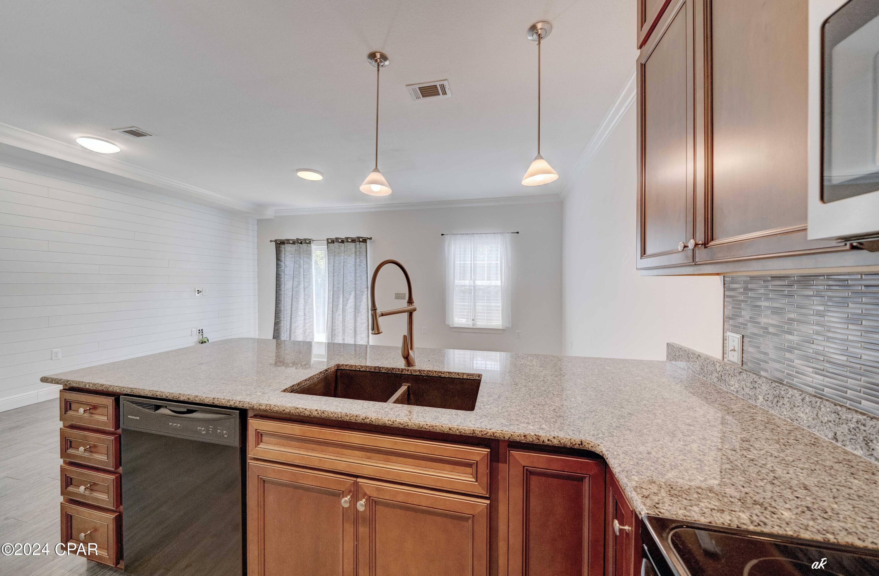 Image 7 For 7211 Quail Hollow Drive