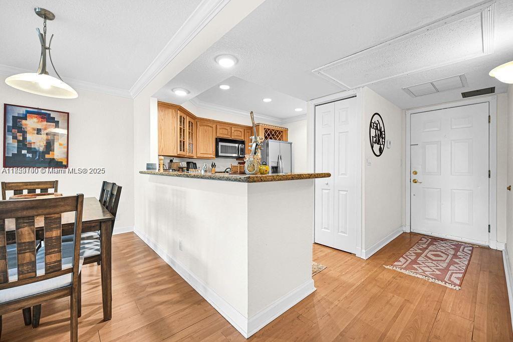 Property photo # 9
