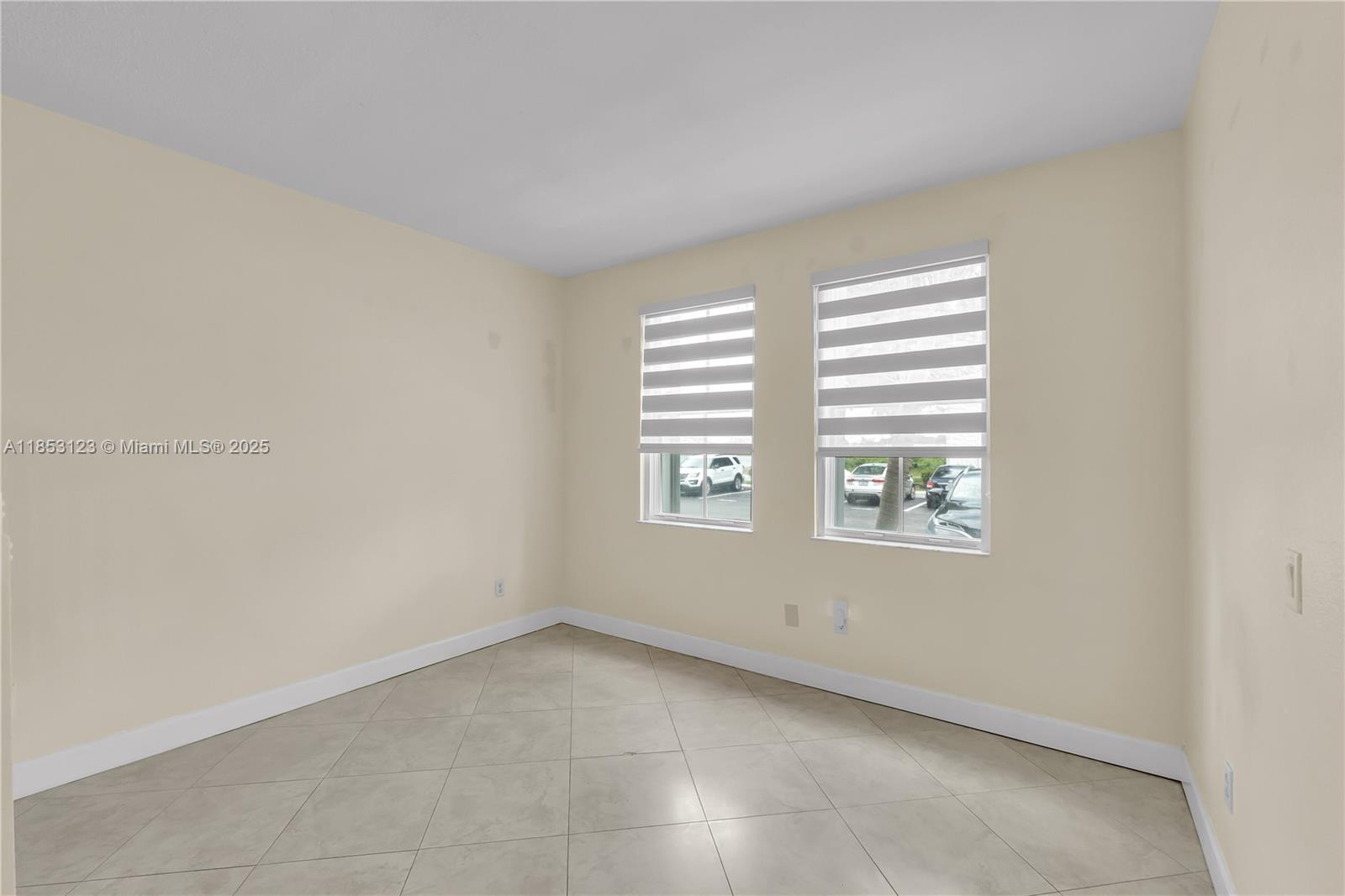Property photo # 4