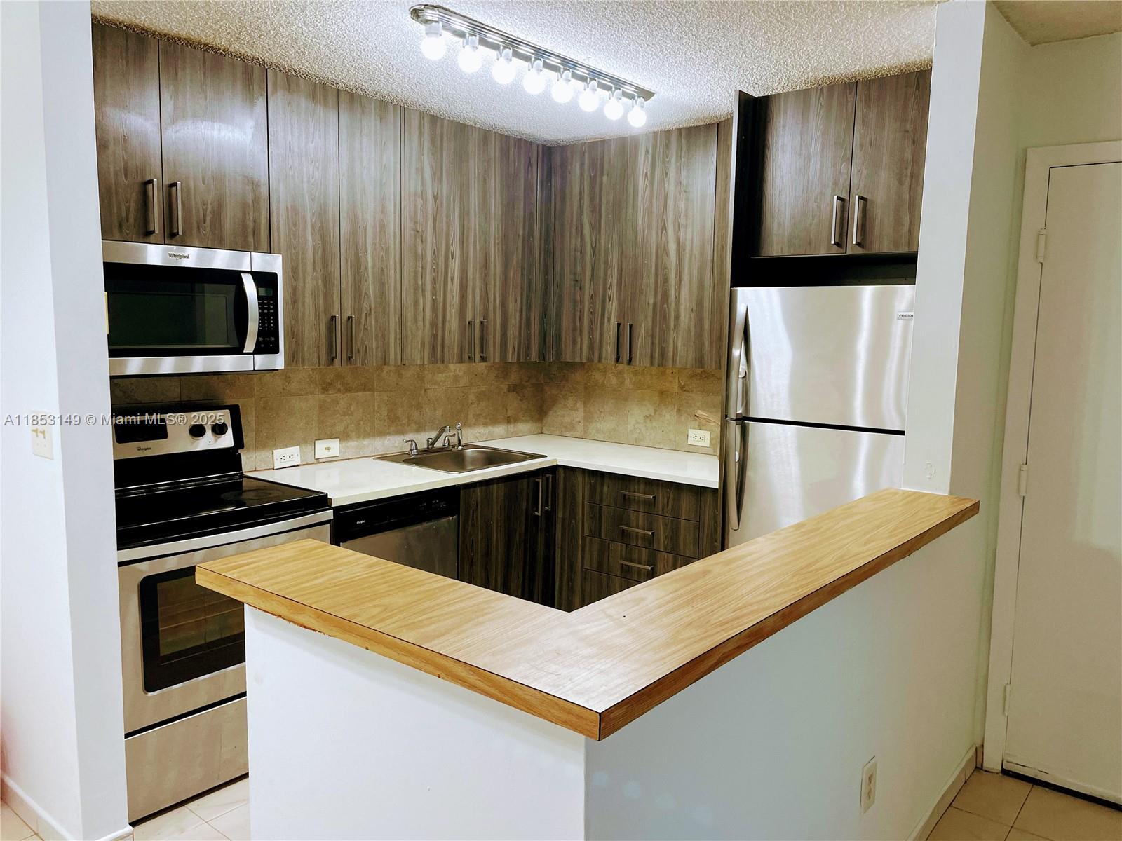 Property photo # 6