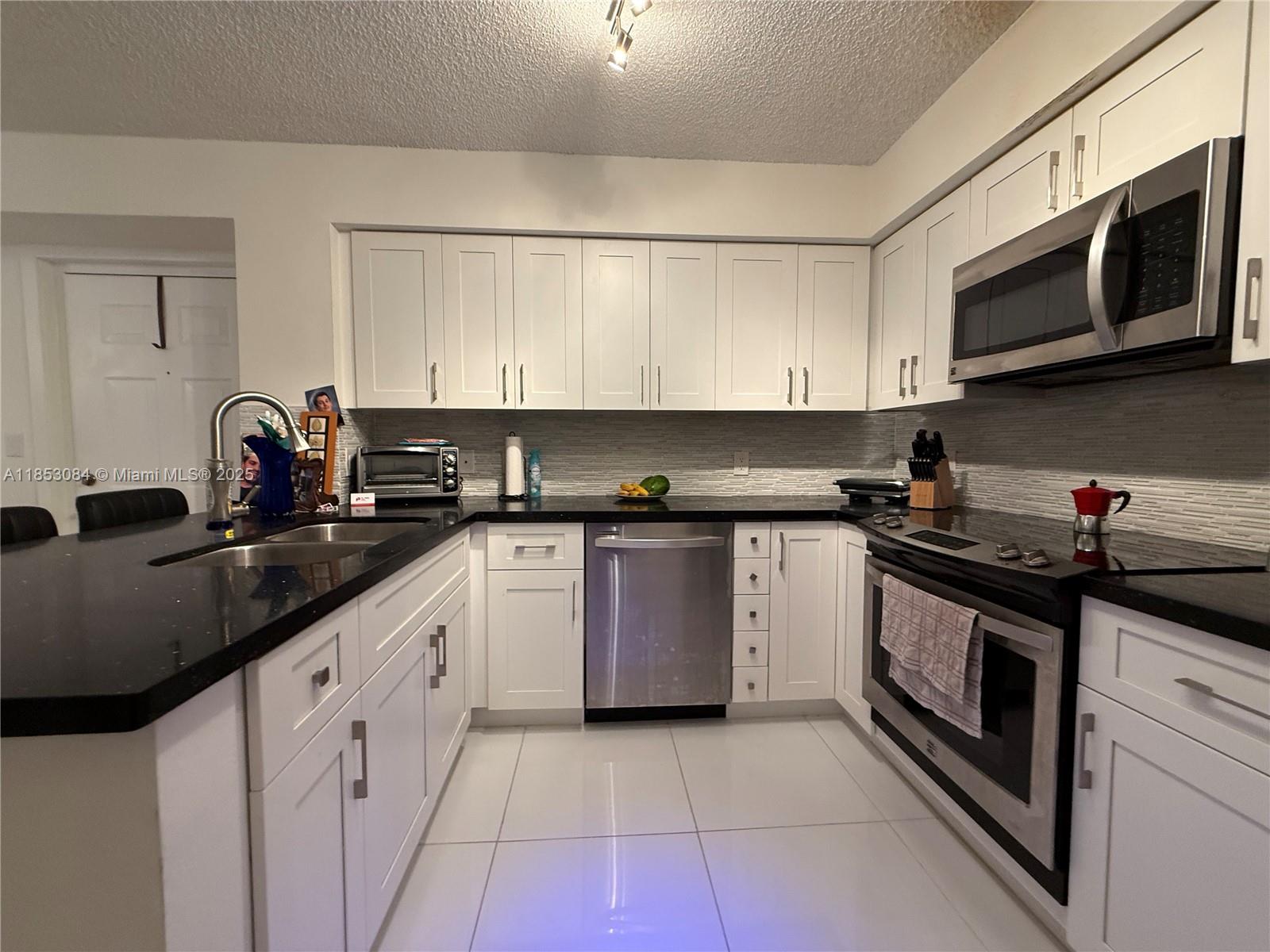 Property photo # 9