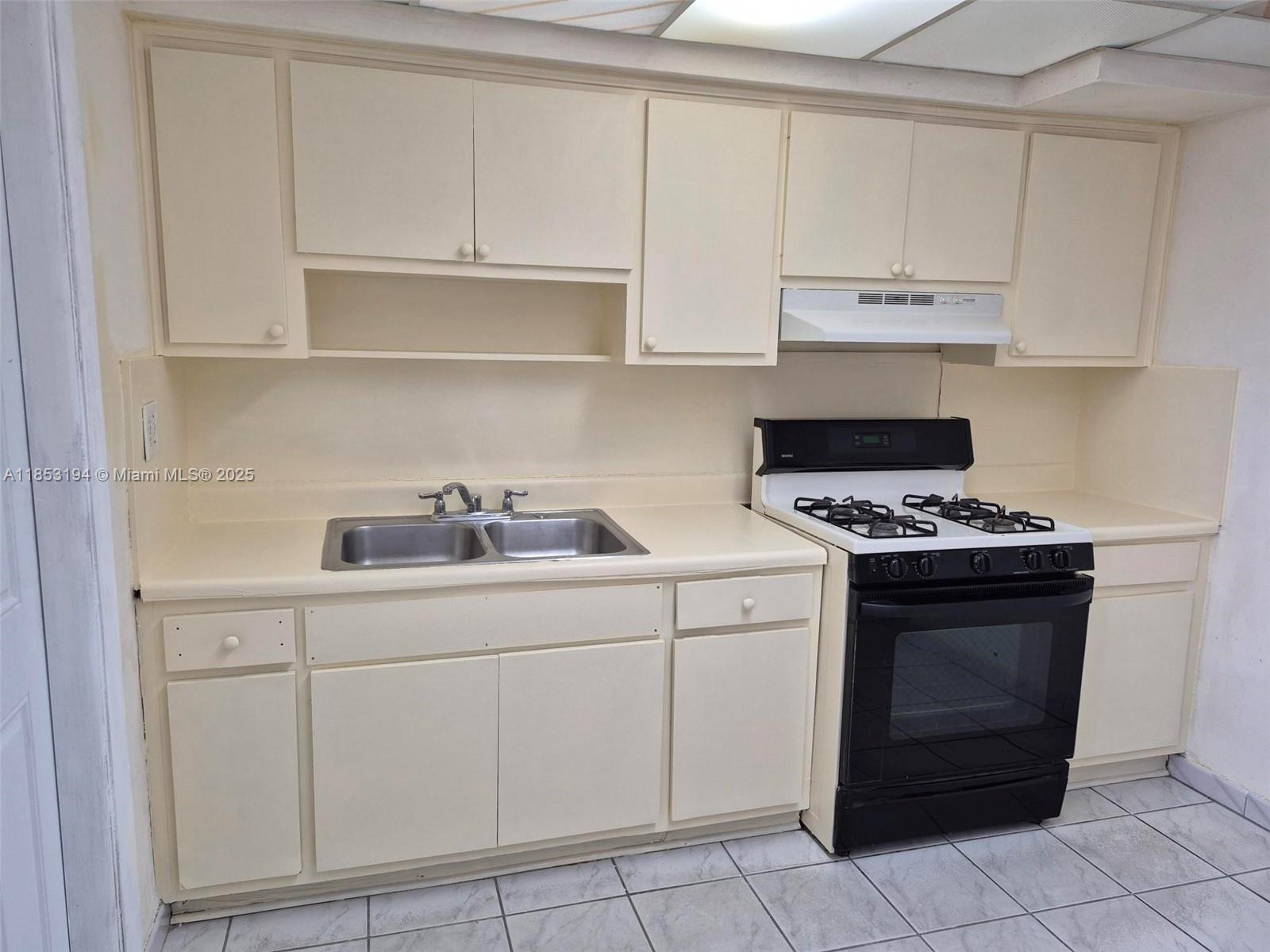 Property photo # 7