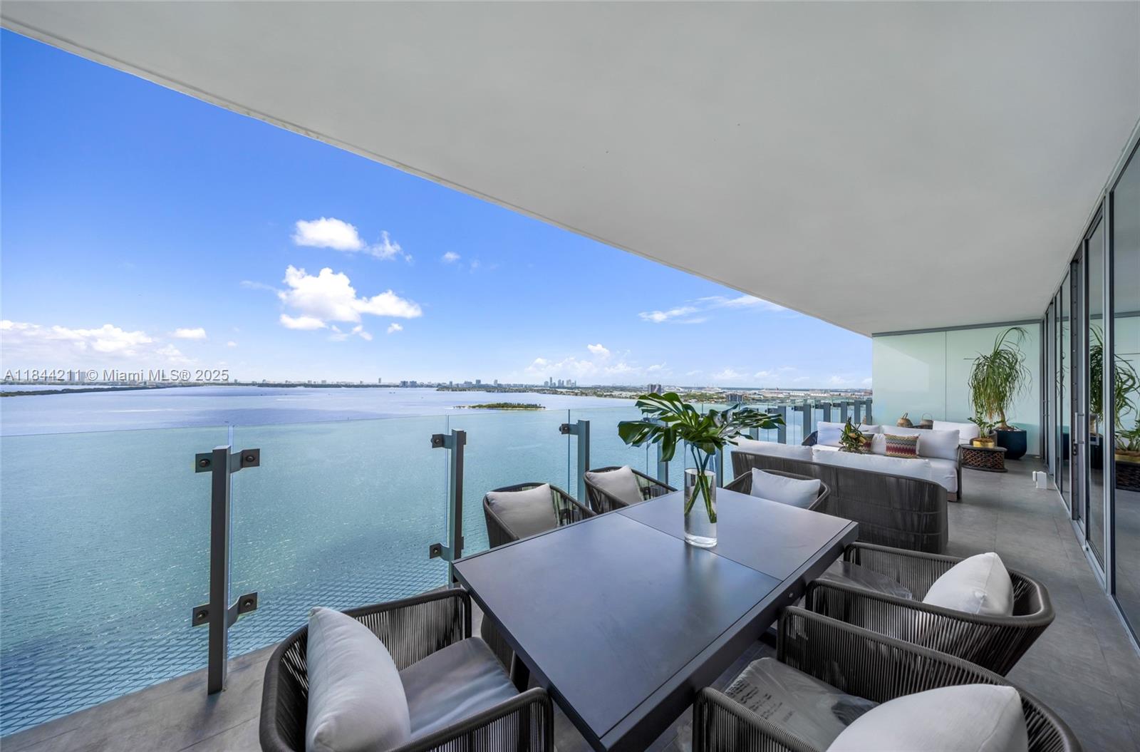 Apartamento en Venta en Miami, FL
