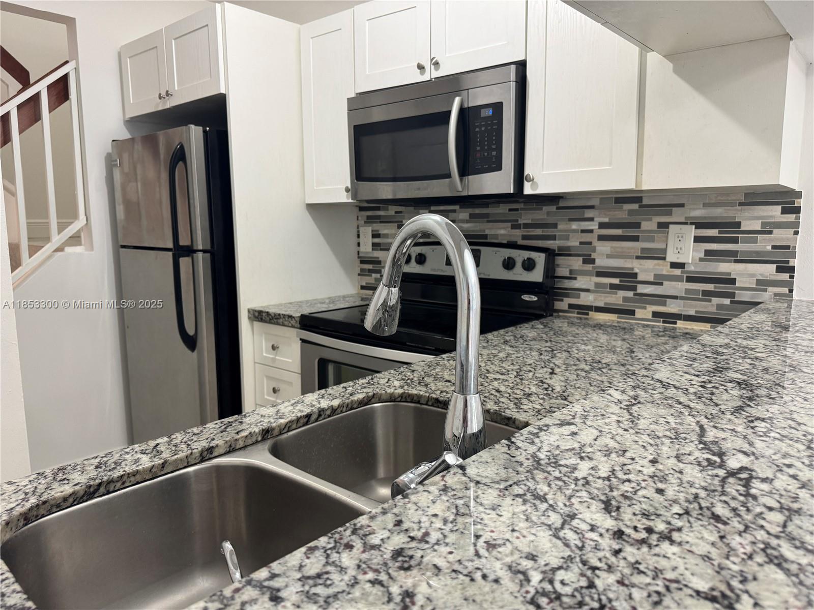 Property photo # 6