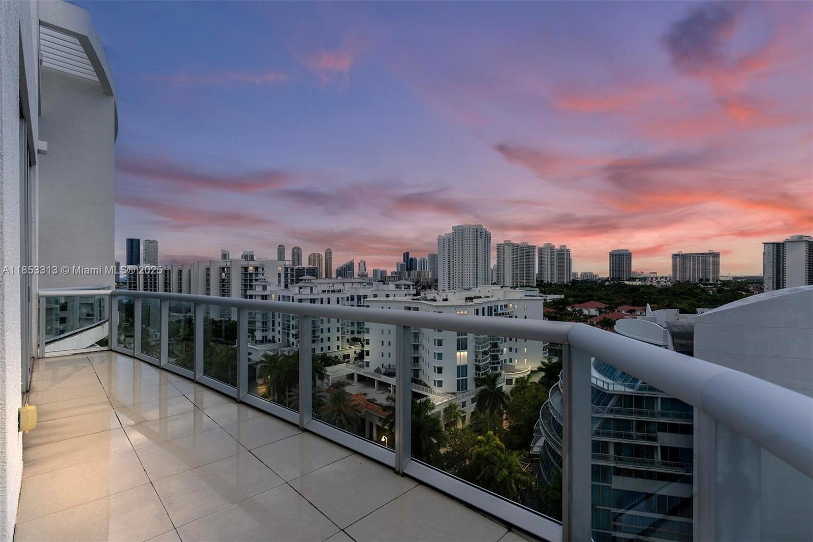 Condo for Rent in Aventura, FL