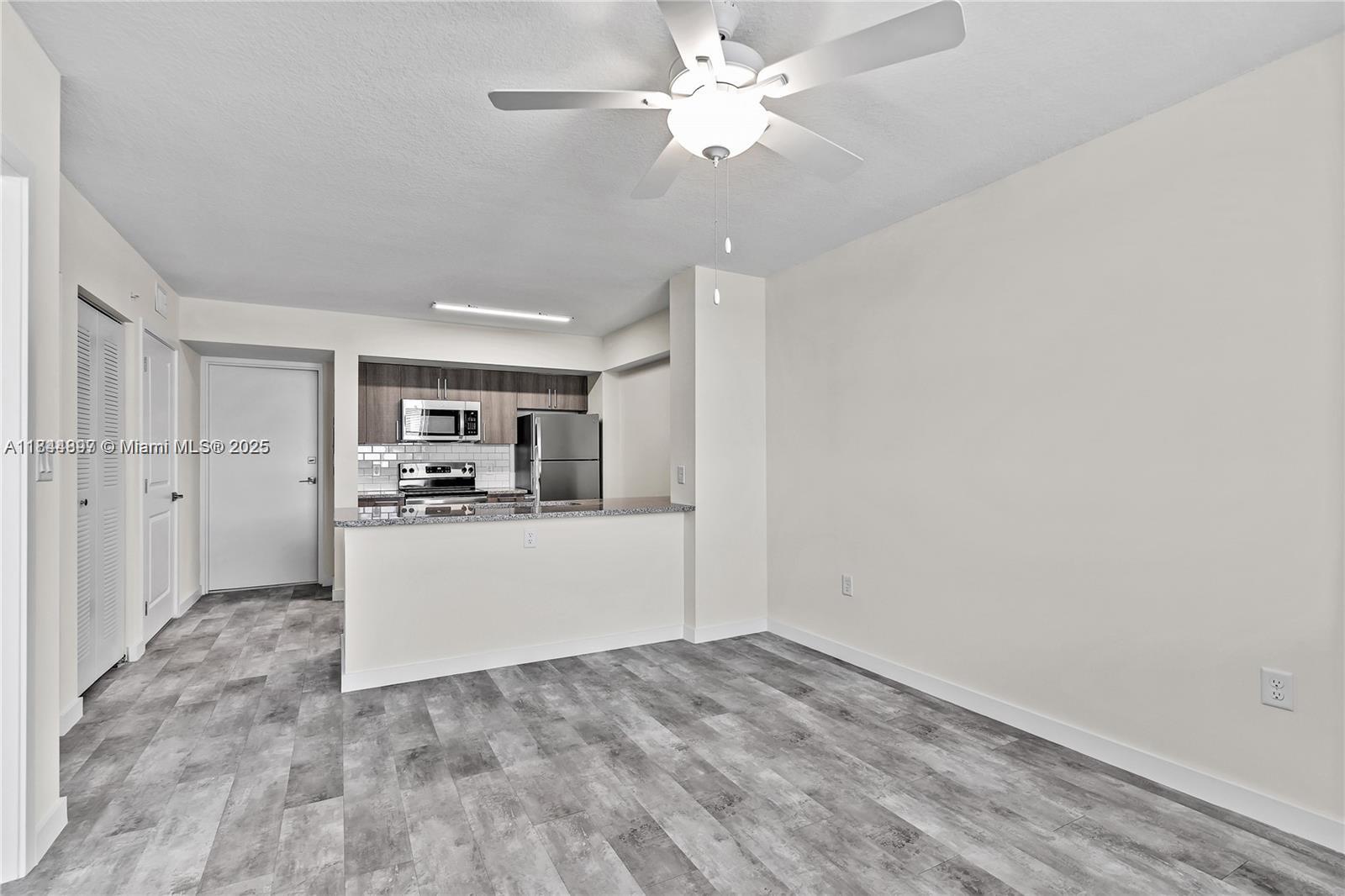 Property photo # 9