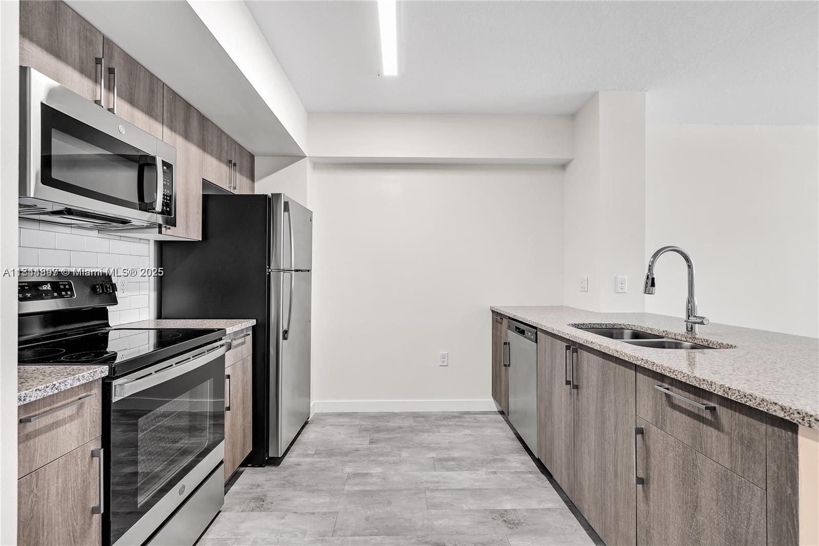 Property photo # 8