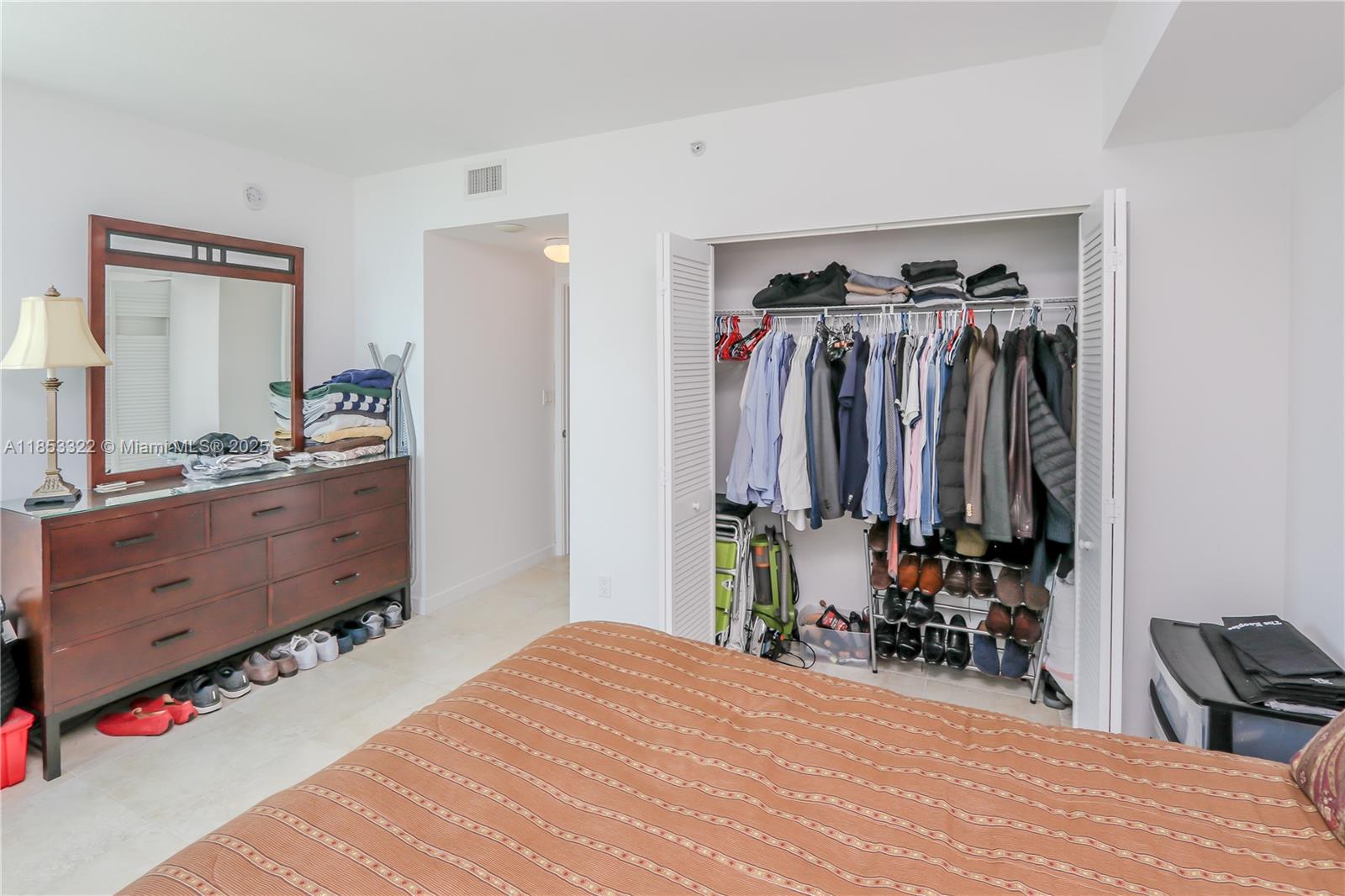 335 S Biscayne Blvd #1705, Miami FL 33131