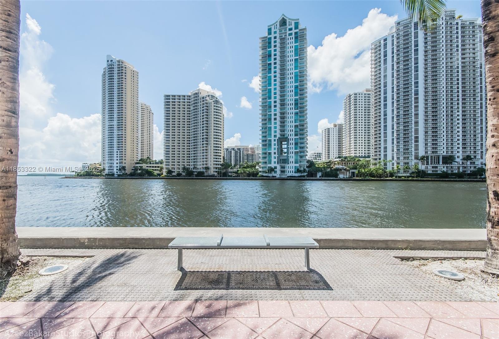 335 S Biscayne Blvd #1705, Miami FL 33131