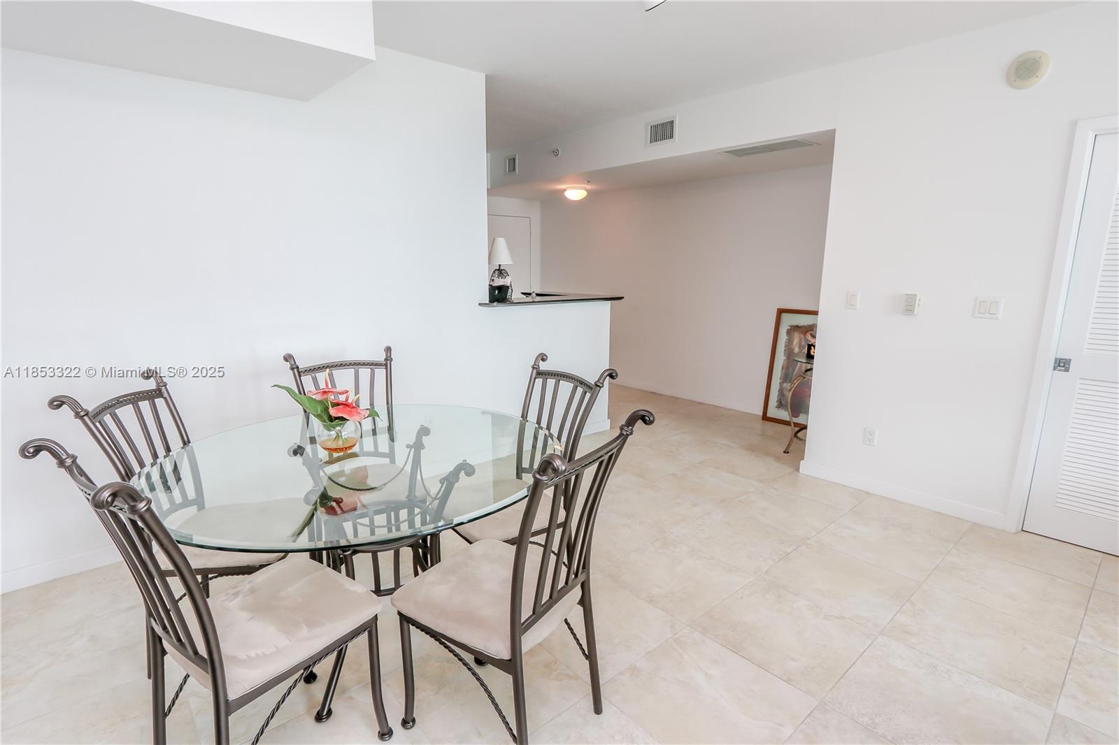 335 S Biscayne Blvd #1705, Miami FL 33131