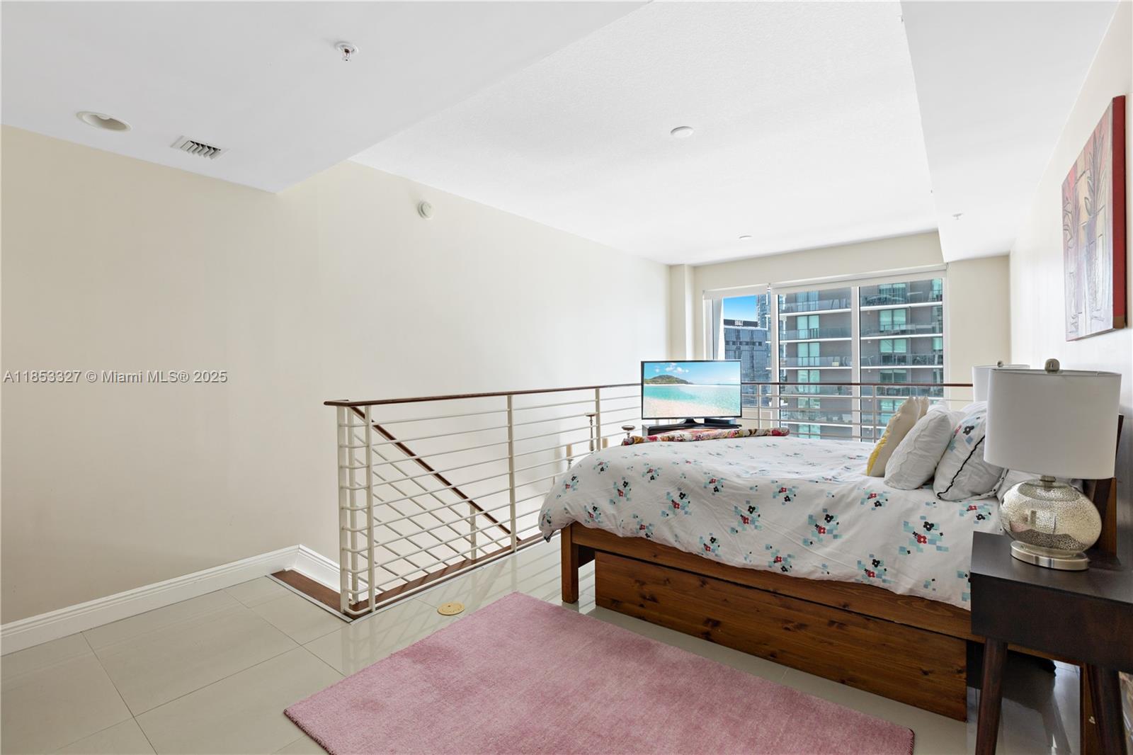 60 SW 13th St #1422, Miami FL 33130