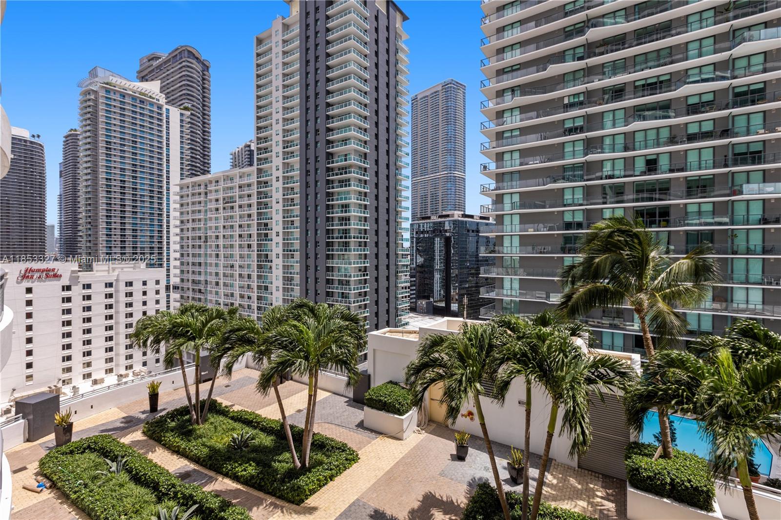 60 SW 13th St #1422, Miami FL 33130